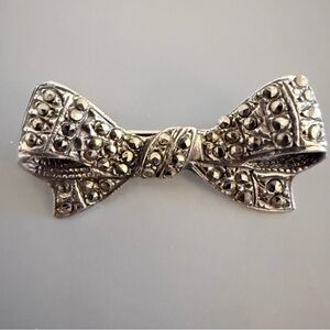 Vintage Bow Tie Marcasite Pin Brooch Sterling Silver 7.8 Grams